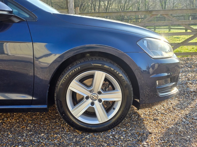 Used Volkswagen Golf 2015 for sale - 77154119: Photo 3