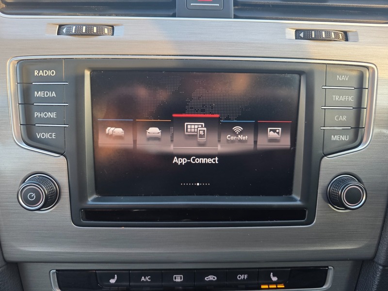 Used Volkswagen Golf 2015 for sale - 77154119: Photo 38