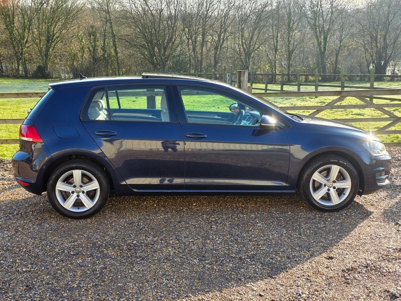 Used Volkswagen Golf 2015 for sale - 77154119: Photo 4