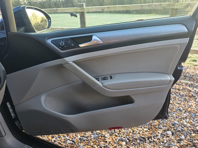 Used Volkswagen Golf 2015 for sale - 77154119: Photo 44