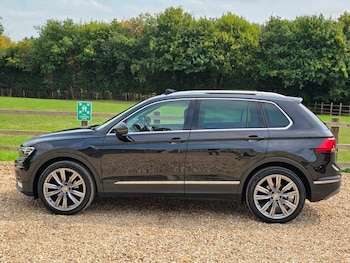 Used Volkswagen Tiguan 2016 for sale - 75631542: Photo