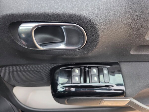 Used Citroen C3 2018 for sale - 76280605: Photo 39