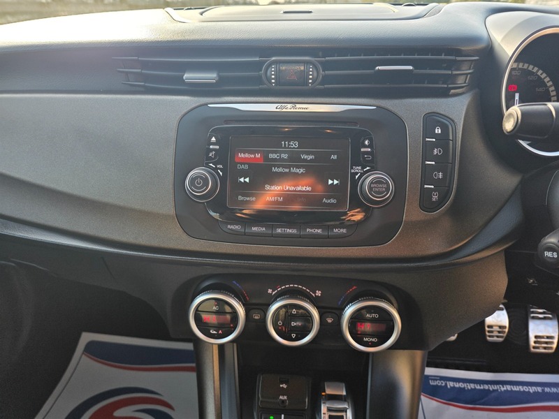 Used Alfa Romeo Giulietta 2014 for sale - 77749360: Photo 22