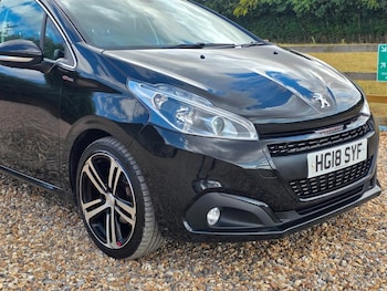 Used Peugeot 208 2018 for sale - 79423395: Photo