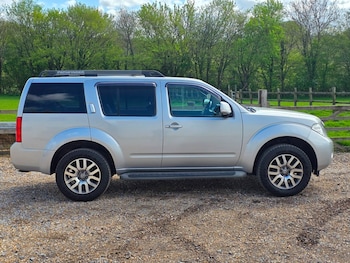 Used Nissan Pathfinder 2014 for sale - 78300084: Photo