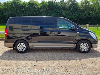 Used Hyundai i800 2017 for sale - 78694300: Photo