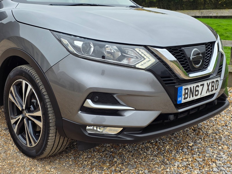 Used Nissan Qashqai 2017 for sale - 77395008: Photo 2