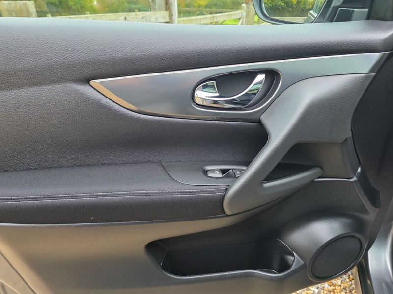 Used Nissan Qashqai 2017 for sale - 77395008: Photo 30