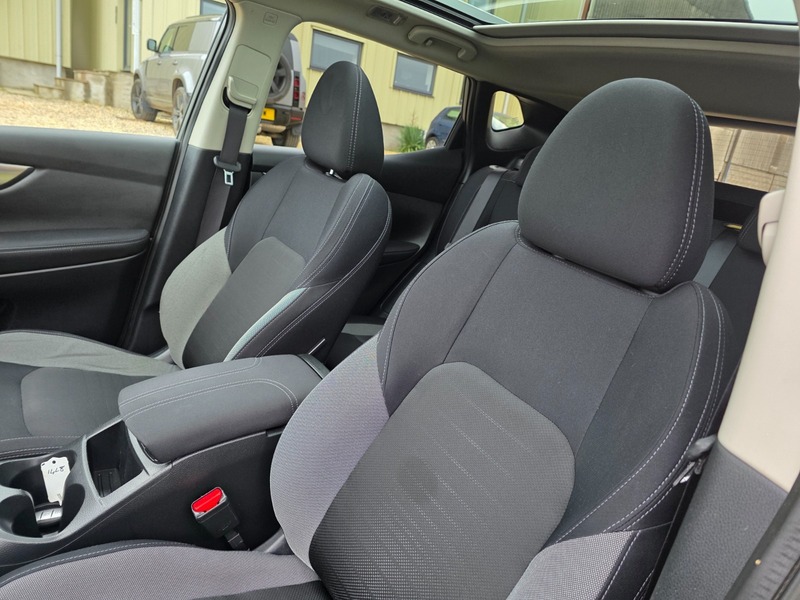 Used Nissan Qashqai 2017 for sale - 77395008: Photo 32