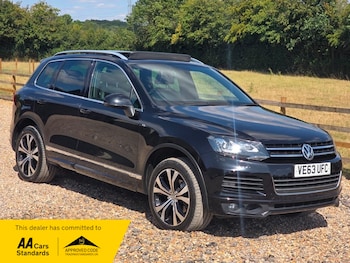 Used Volkswagen Touareg 2014 for sale - 79385645: Photo