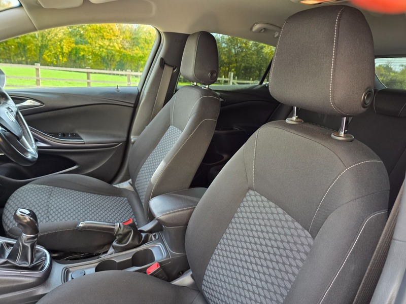 Used Vauxhall Astra 2016 for sale - 76334136: Photo 11