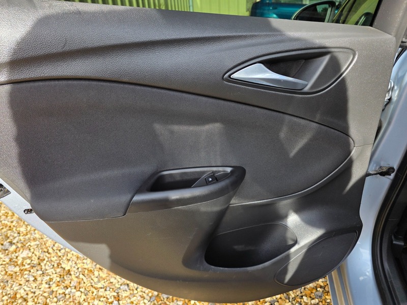 Used Vauxhall Astra 2016 for sale - 76334136: Photo 15