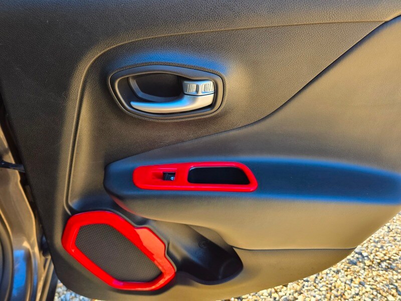 Used Jeep Renegade 2017 for sale - 76583031: Photo 30