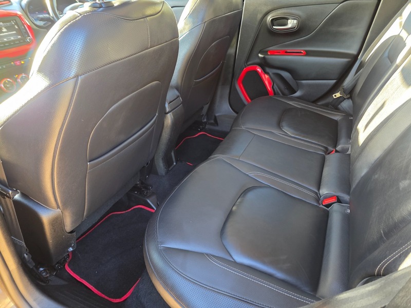 Used Jeep Renegade 2017 for sale - 76583031: Photo 31