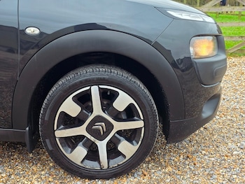 Used Citroen C4 Cactus 2016 for sale - 77370359: Photo