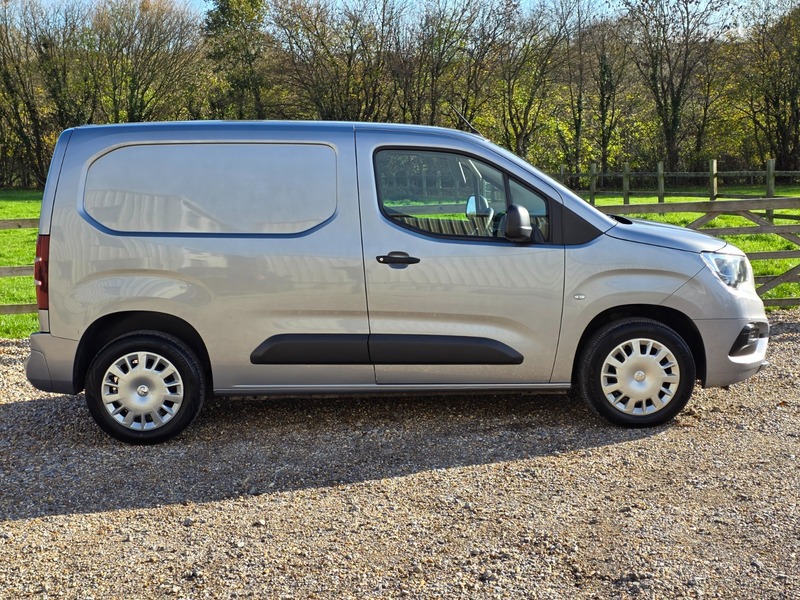 Used Vauxhall Combo 2019 for sale - 76611423: Photo 4