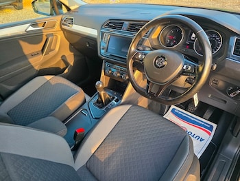 Used Volkswagen Tiguan 2017 for sale - 77154120: Photo