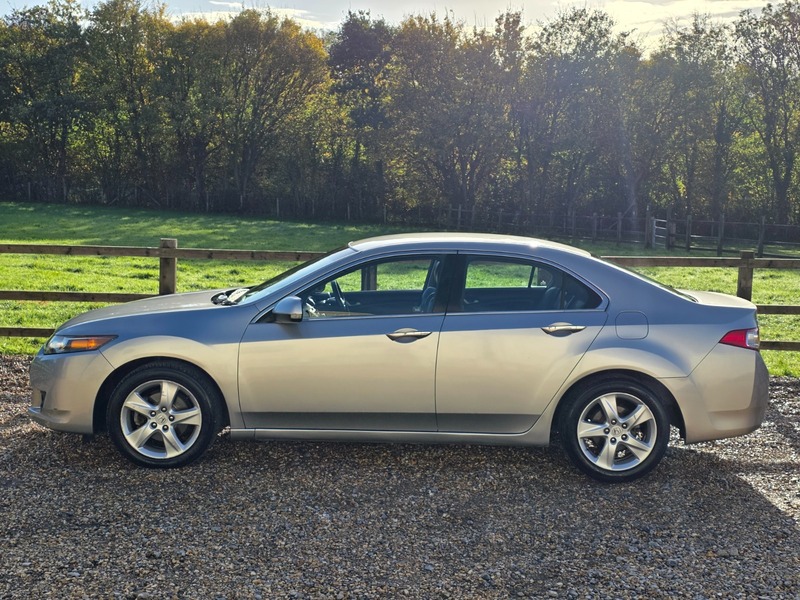 Used Honda Accord 2009 for sale - 76357131: Photo 2