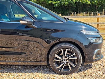 Used Citroen C4 2018 for sale - 79482568: Photo