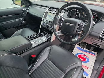 Used Land Rover Discovery 2017 for sale - 76470757: Photo