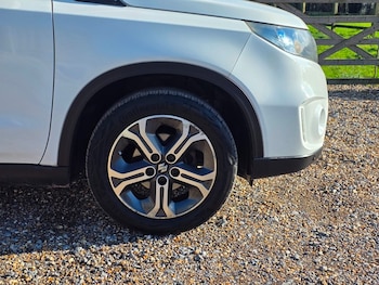 Used Suzuki Grand Vitara 2015 for sale - 77409190: Photo