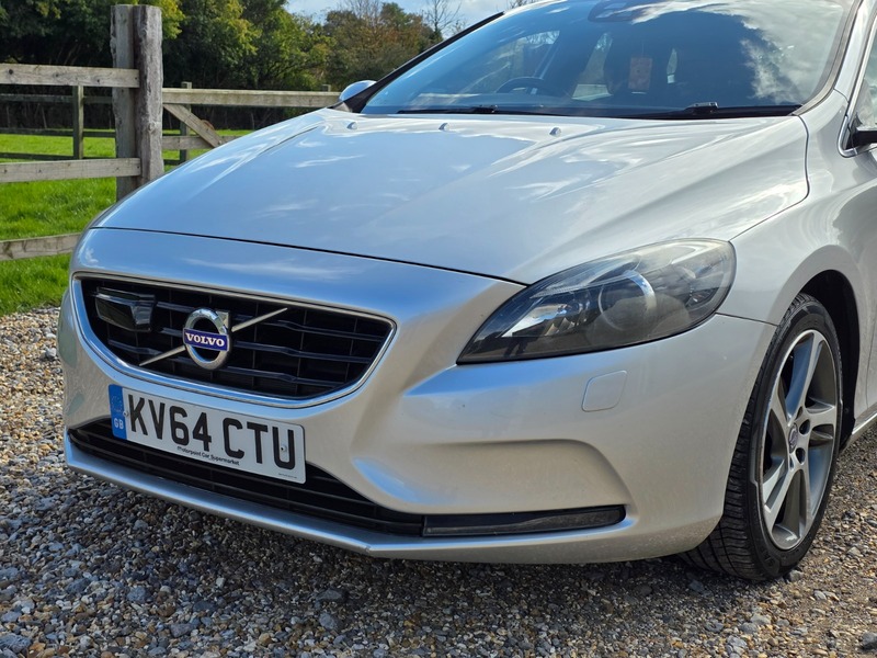 Used Volvo V40 2014 for sale - 76029950: Photo 14