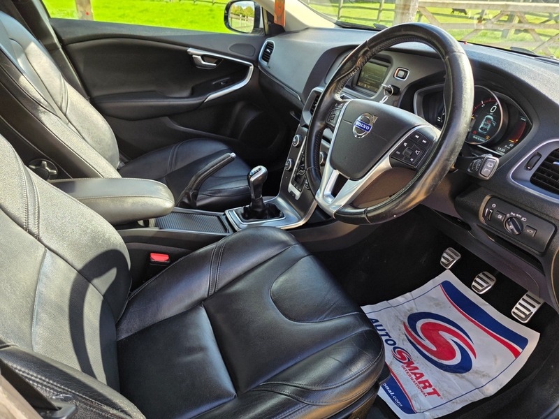 Used Volvo V40 2014 for sale - 76029950: Photo 16