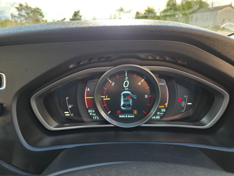 Used Volvo V40 2014 for sale - 76029950: Photo 22