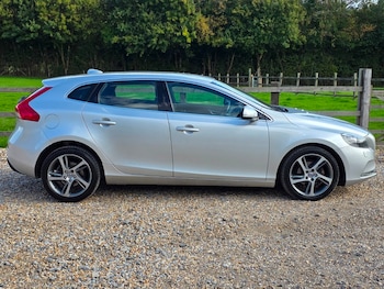 Used Volvo V40 2014 for sale - 76029950: Photo 3