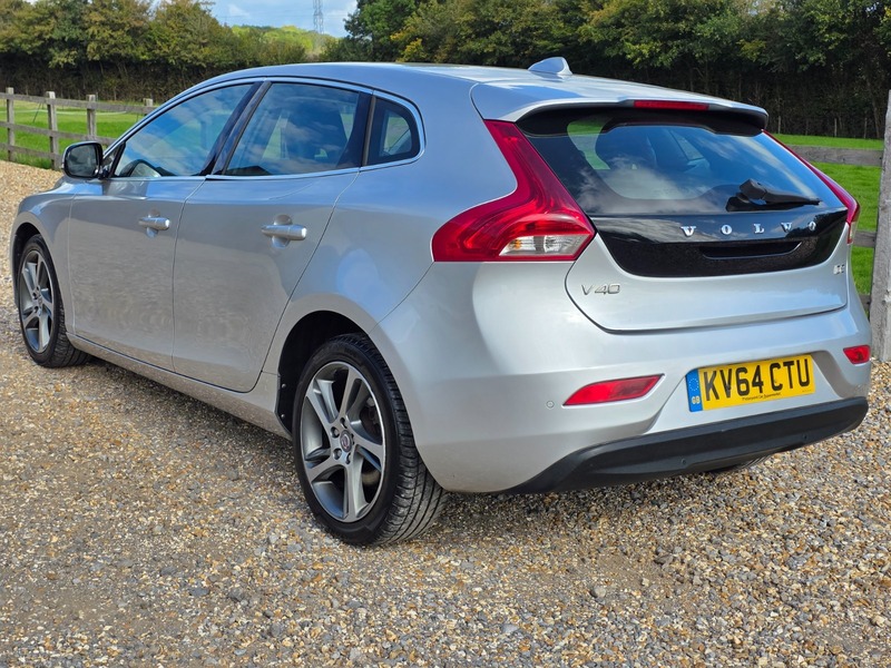 Used Volvo V40 2014 for sale - 76029950: Photo 8