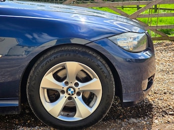 Used BMW 3 Series 2010 for sale - 78300079: Photo