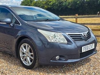 Used Toyota Avensis 2011 for sale - 79335129: Photo