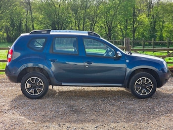 Used Dacia Duster 2017 for sale - 78300089: Photo