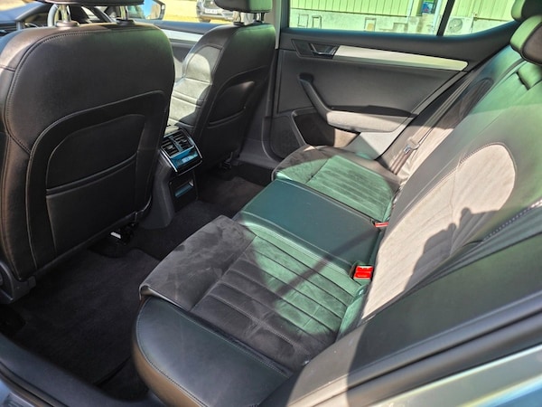 Used Skoda Superb 2016 for sale - 76173518: Photo 31