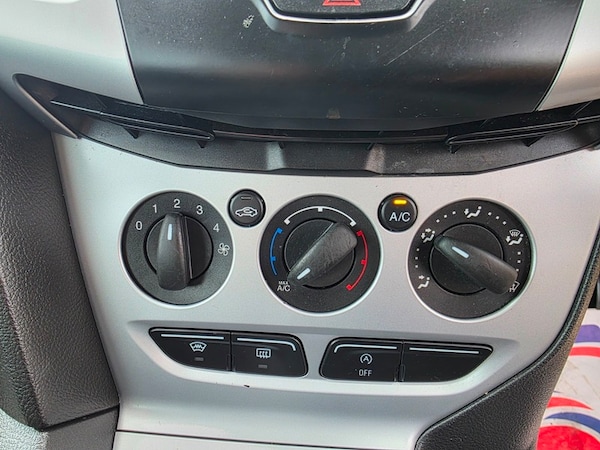 Used Ford Focus 2012 for sale - 75631533: Photo 19