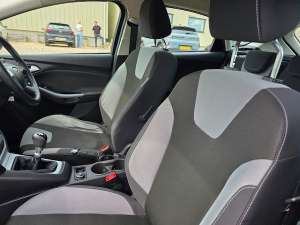 Used Ford Focus 2012 for sale - 75631533: Photo 27