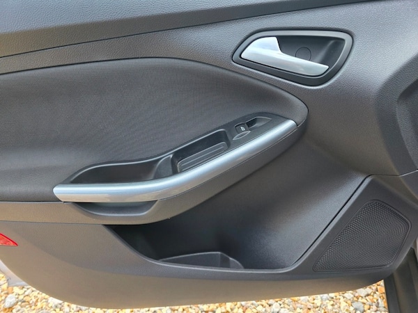 Used Ford Focus 2012 for sale - 75631533: Photo 29