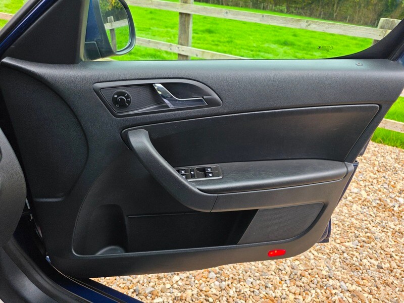 Used Skoda Yeti 2014 for sale - 76267552: Photo 36