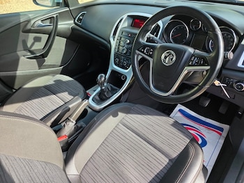 Used Vauxhall Astra 2015 for sale - 75528598: Photo