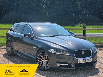 Used Jaguar XF 2013 for sale - 79047156: Photo