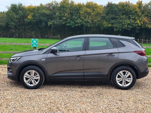 Used Vauxhall Grandland X 2019 for sale - 76211035: Photo 2