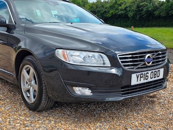 Used Volvo V70 2016 for sale - 78769675: Photo