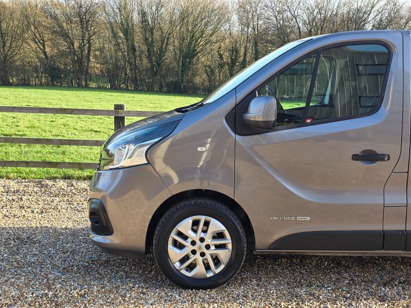 Used Renault Trafic 2017 for sale - 76863606: Photo 11