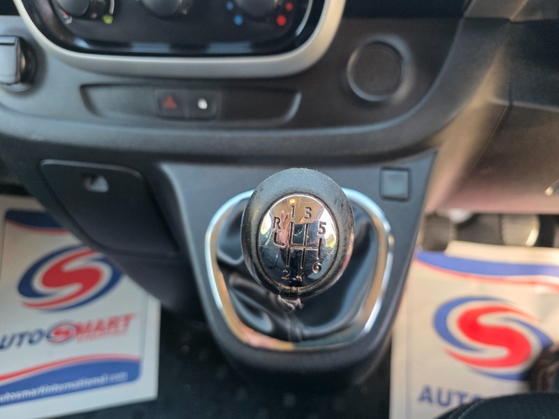 Used Renault Trafic 2017 for sale - 76863606: Photo 15