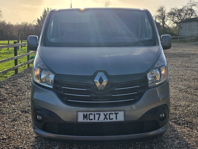 Used Renault Trafic 2017 for sale - 76863606: Photo 2