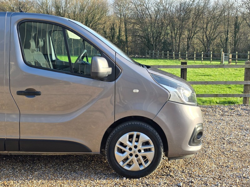 Used Renault Trafic 2017 for sale - 76863606: Photo 5