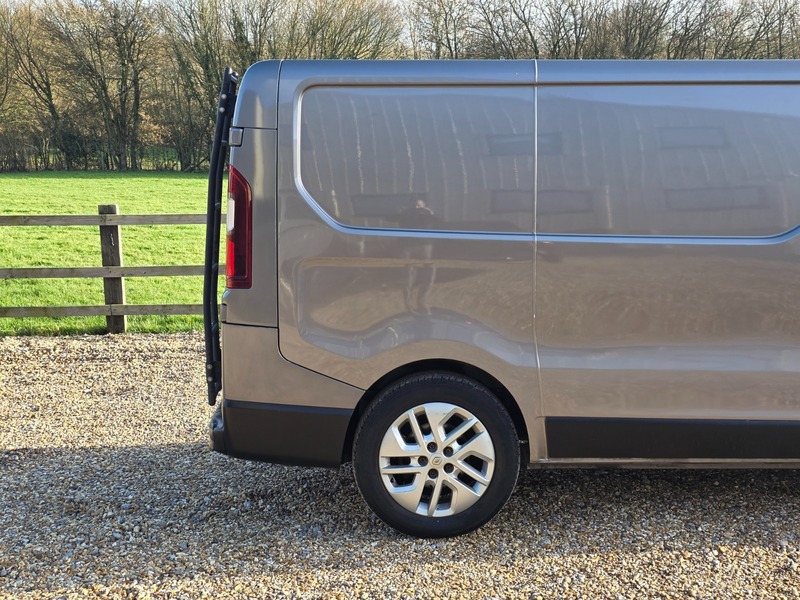 Used Renault Trafic 2017 for sale - 76863606: Photo 7