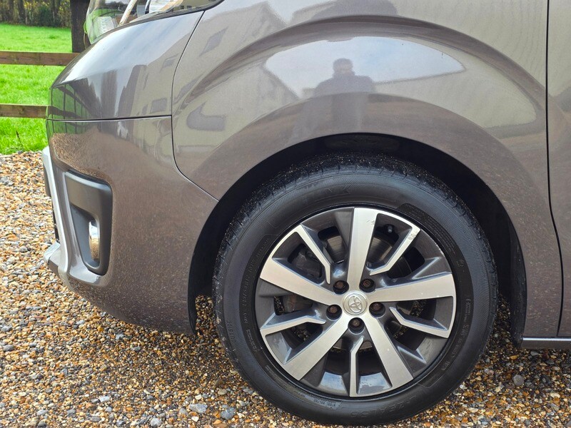 Used Toyota Verso 2018 for sale - 76583035: Photo 13