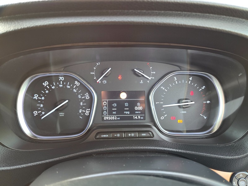 Used Toyota Verso 2018 for sale - 76583035: Photo 22