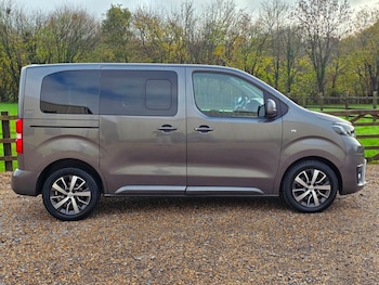 Used Toyota Verso 2018 for sale - 76583035: Photo